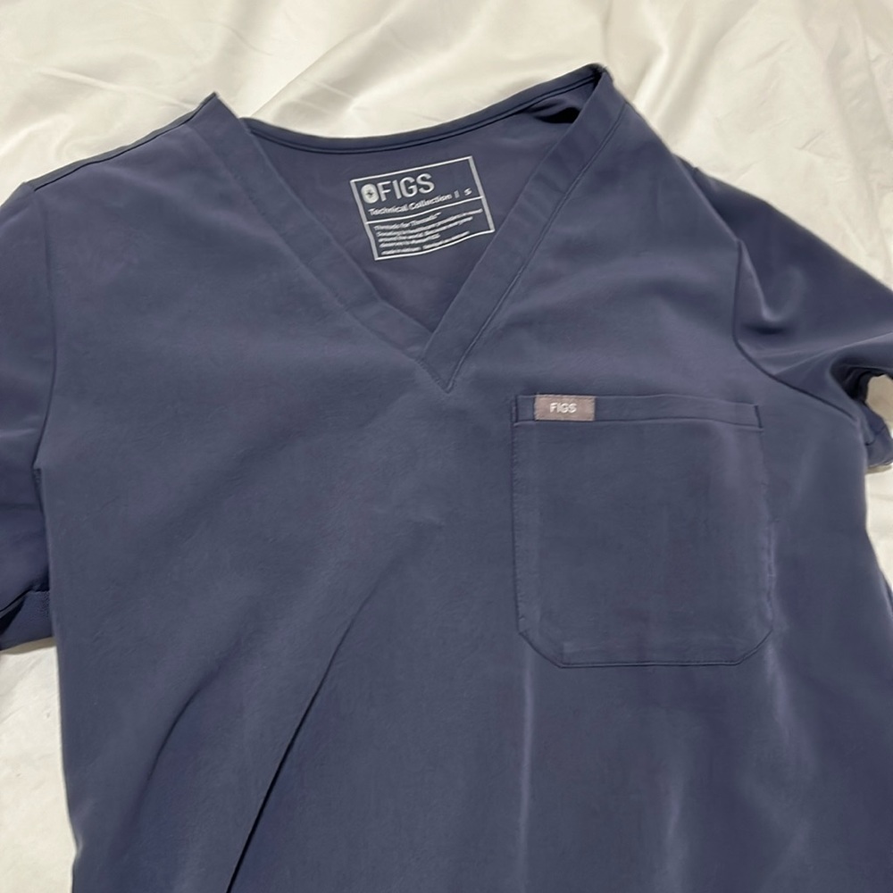 Figs space gray caterina top